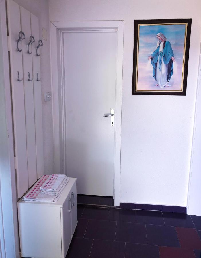 Renata Holiday Apartments Улцинь Екстер'єр фото