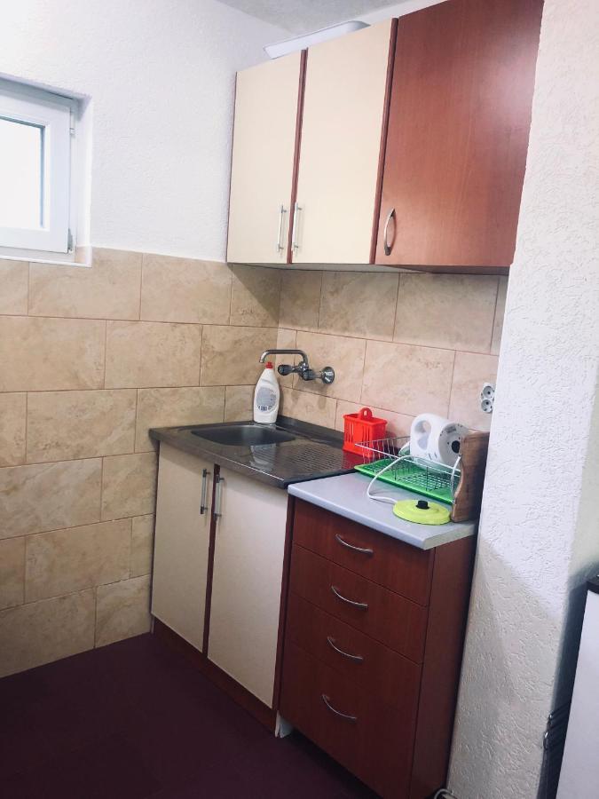 Renata Holiday Apartments Улцинь Екстер'єр фото