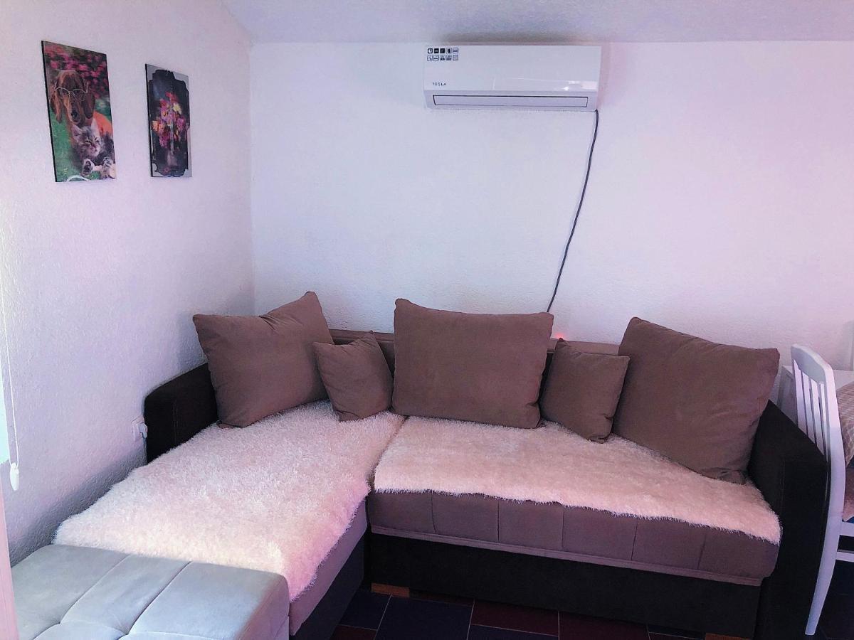 Renata Holiday Apartments Улцинь Екстер'єр фото