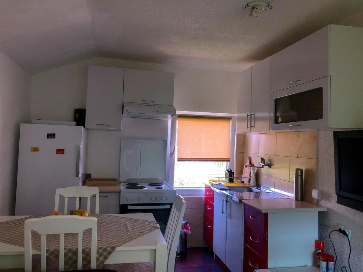 Renata Holiday Apartments Улцинь Екстер'єр фото