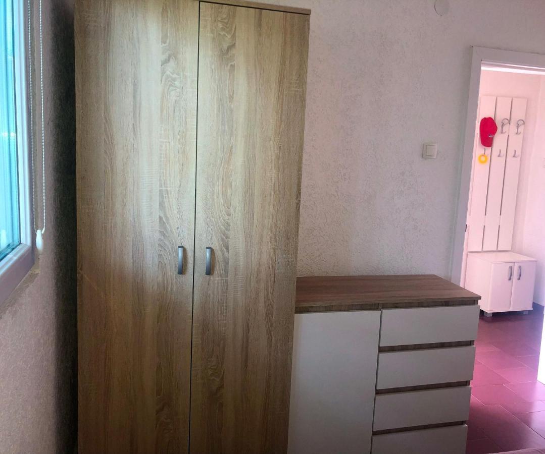 Renata Holiday Apartments Улцинь Екстер'єр фото